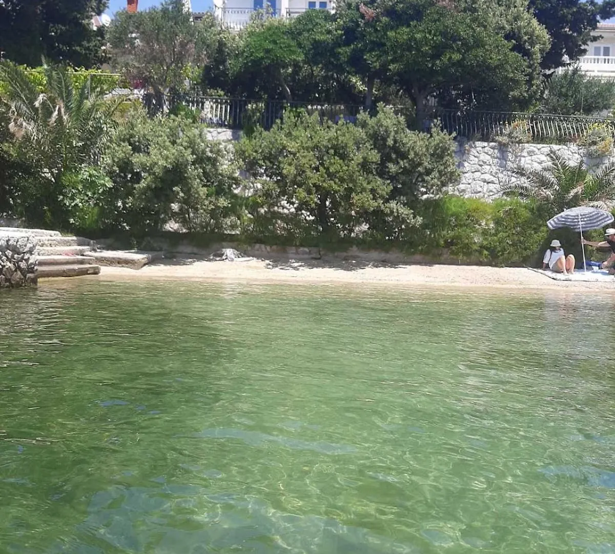 Apartments Vila Miranda 2 Barbat na Rabu 0*,  Kroatien